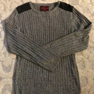 New York YOKI Men’s Sweater!